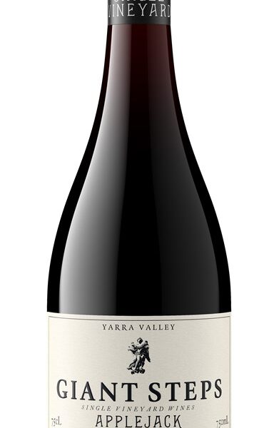 Giant-Steps-Applejack-Vineyard-pinot-noir
